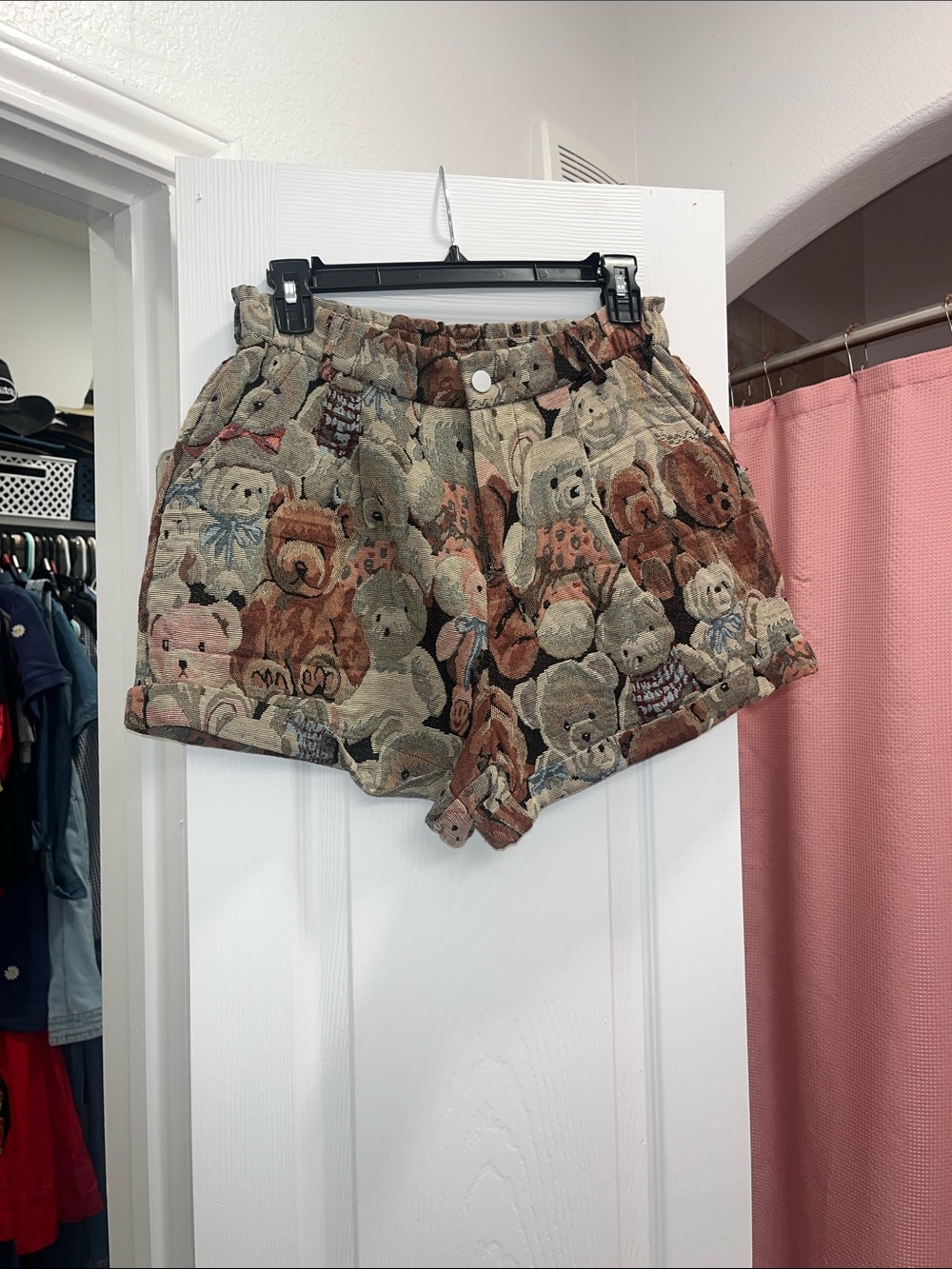 SHEIN Multi-Teddy Print High-Waist Shorts - Beige Brown Multi